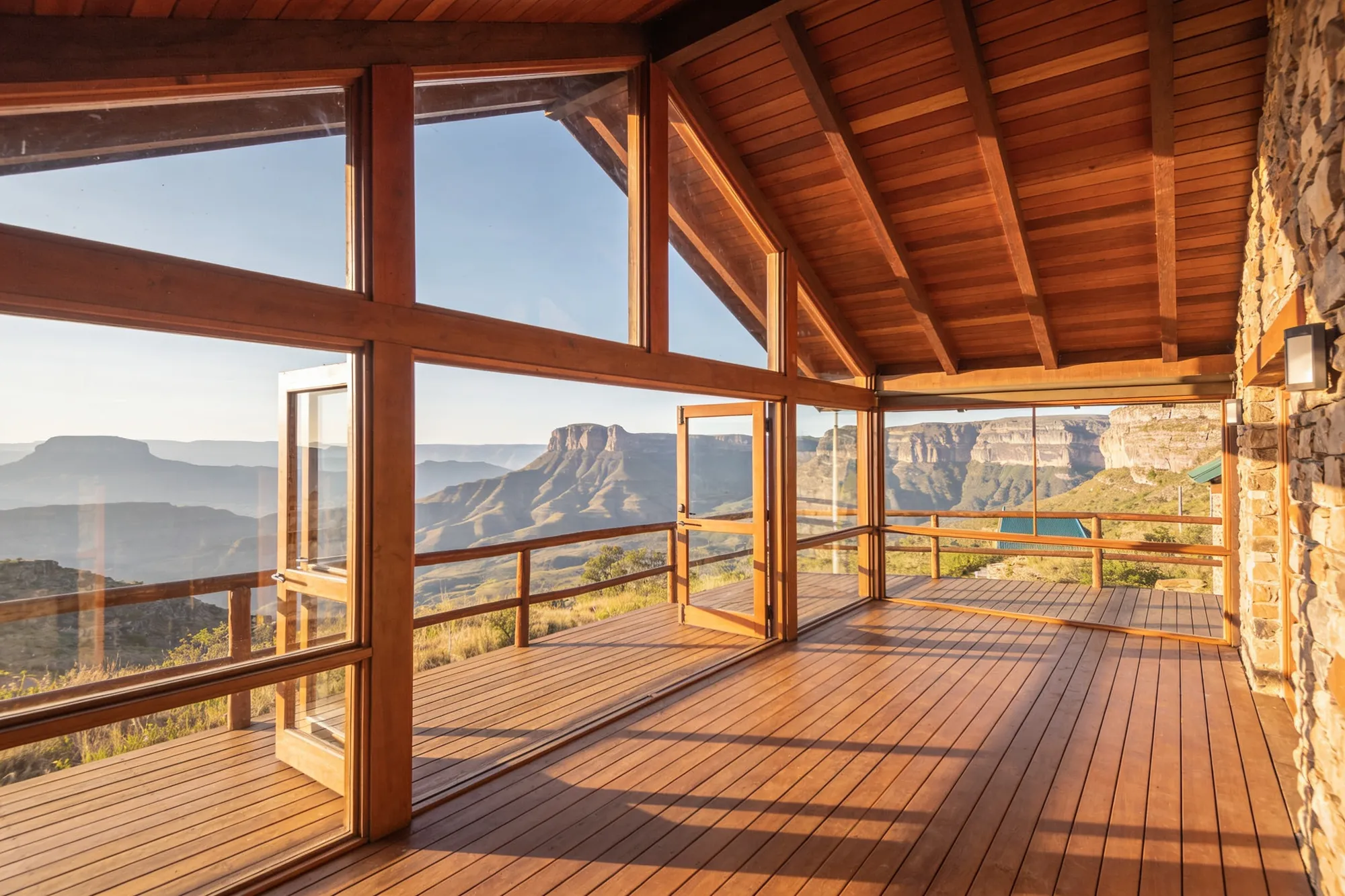 Montusi Mountain Lodge