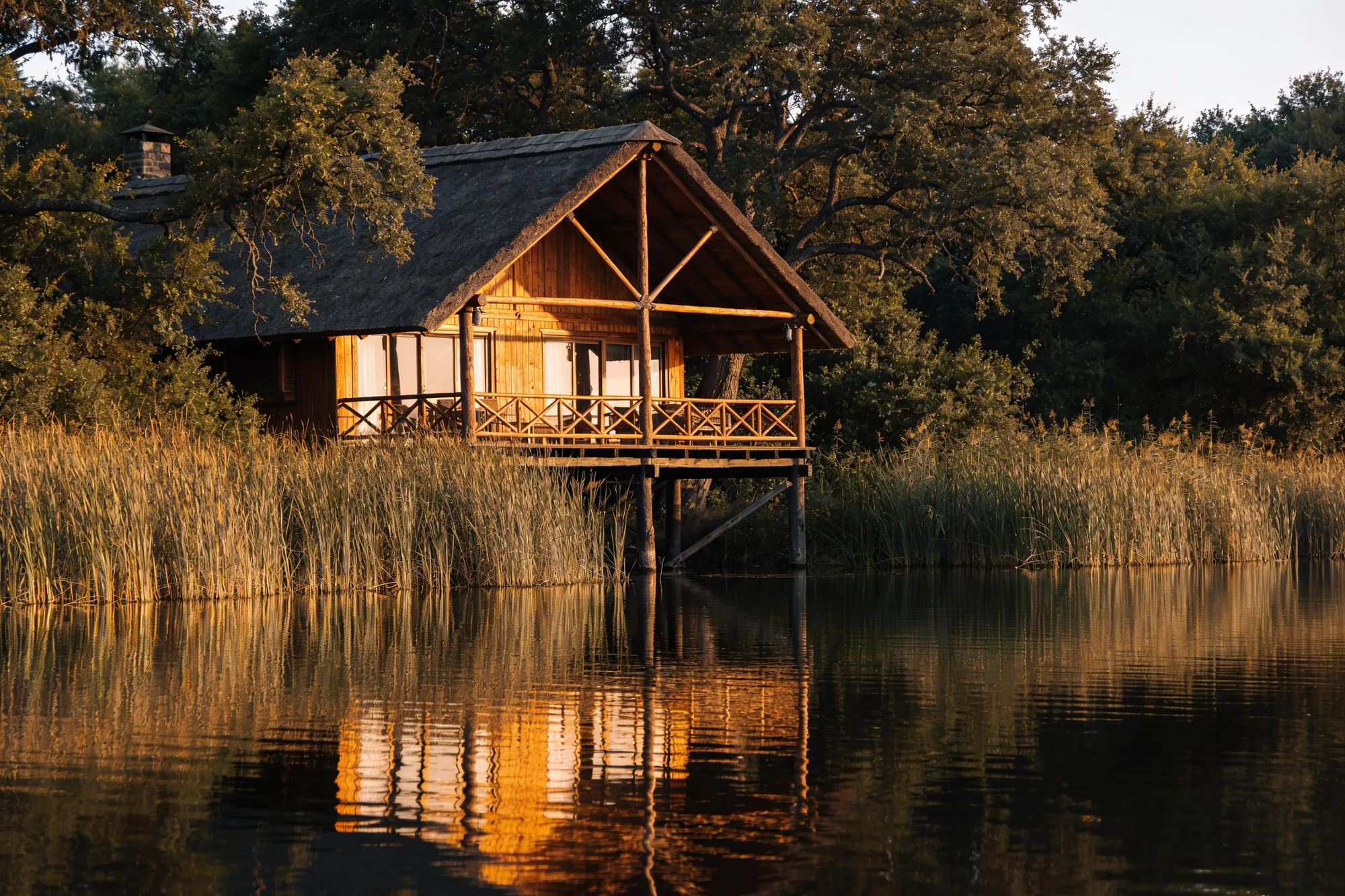 Makakatana Bay Lodge