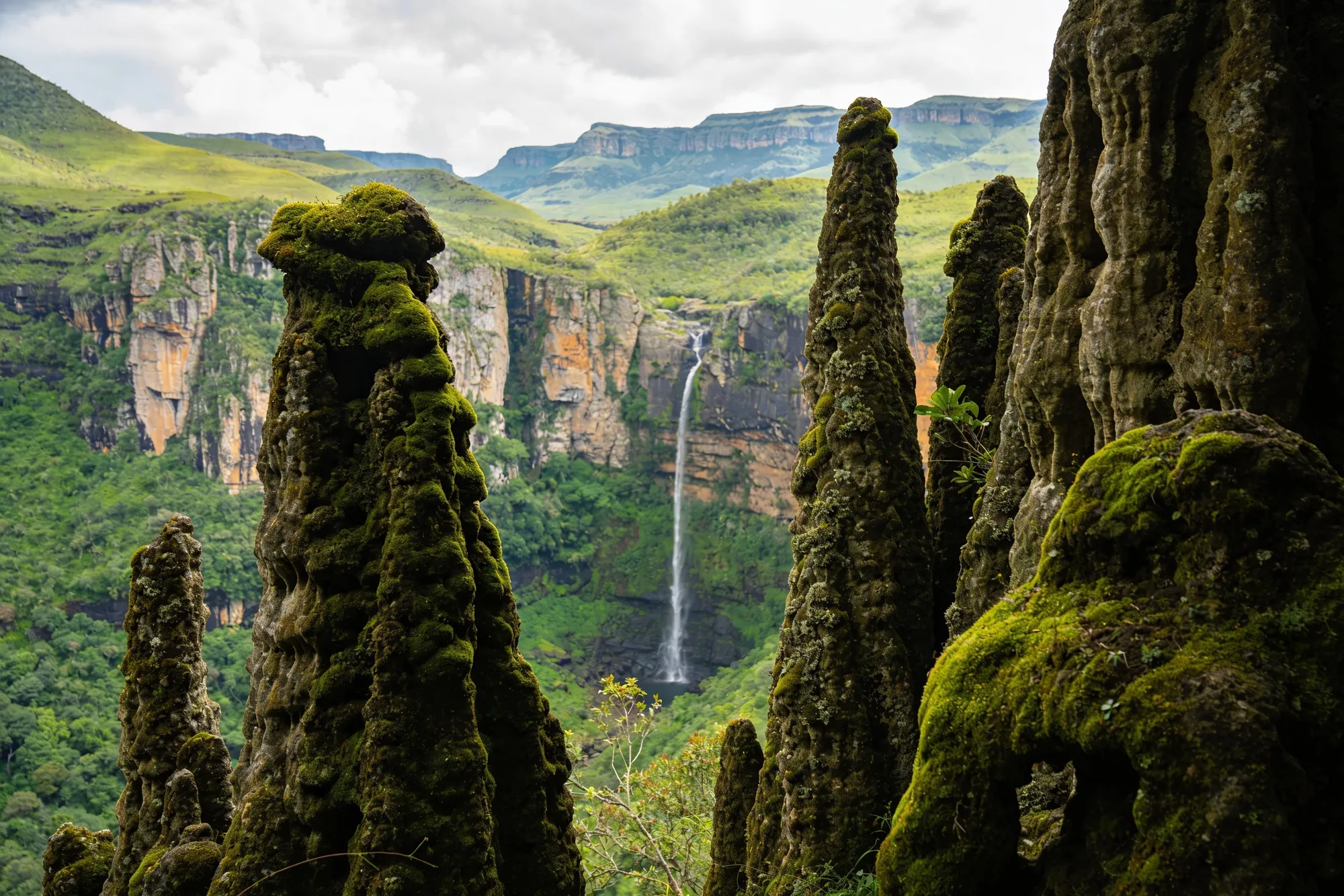 Photo — The Kadishi Tufa waterfall