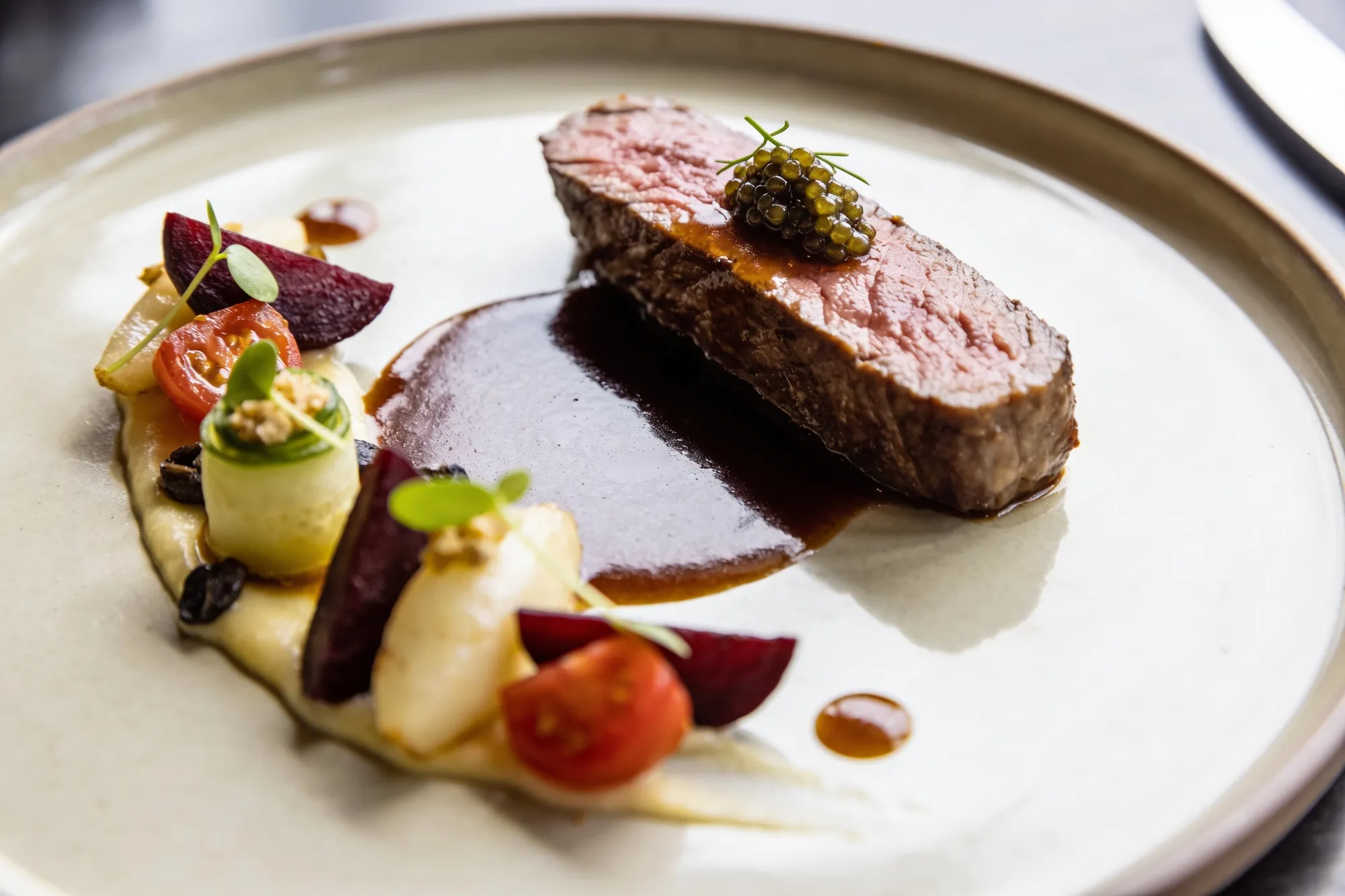 Restaurants, galleries and heritage