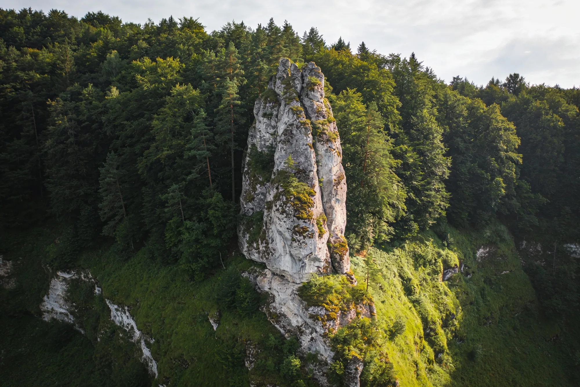 Photo — The Pinnacle Rock